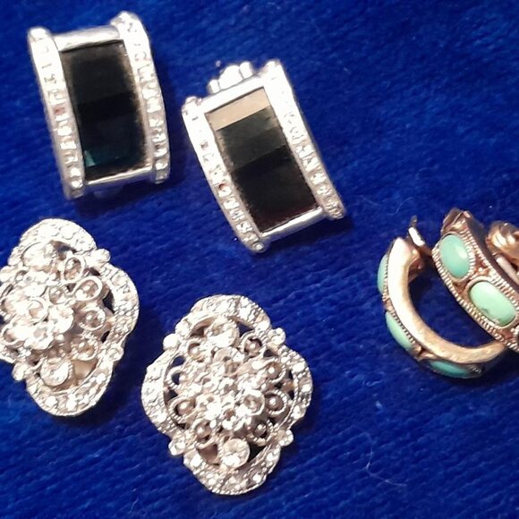 Vintage Clip Earrings - Picture 1 of 7